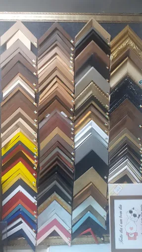 Molduraria Santos - molduras e quadros na Saúde, São Paulo